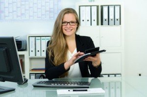 Übersetzungskosten pro Wort , Fragen Sie bitte nach einem für Sie völlig kostenloses und unverbindliches Angebot zum vernünftigen Festpreis! Versteht sich!
